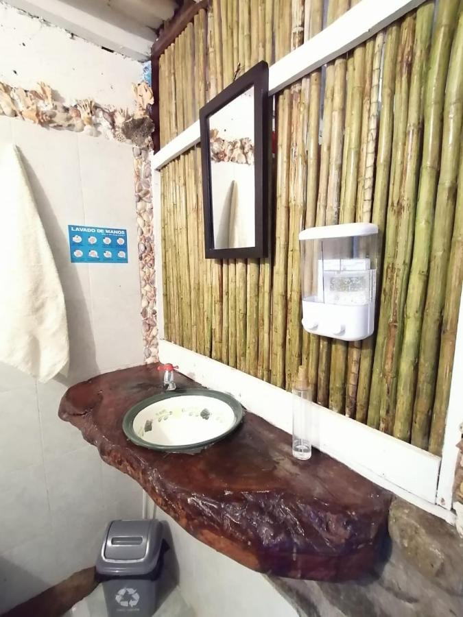 Hospedaje Pirata Express Capurgana Bagian luar foto
