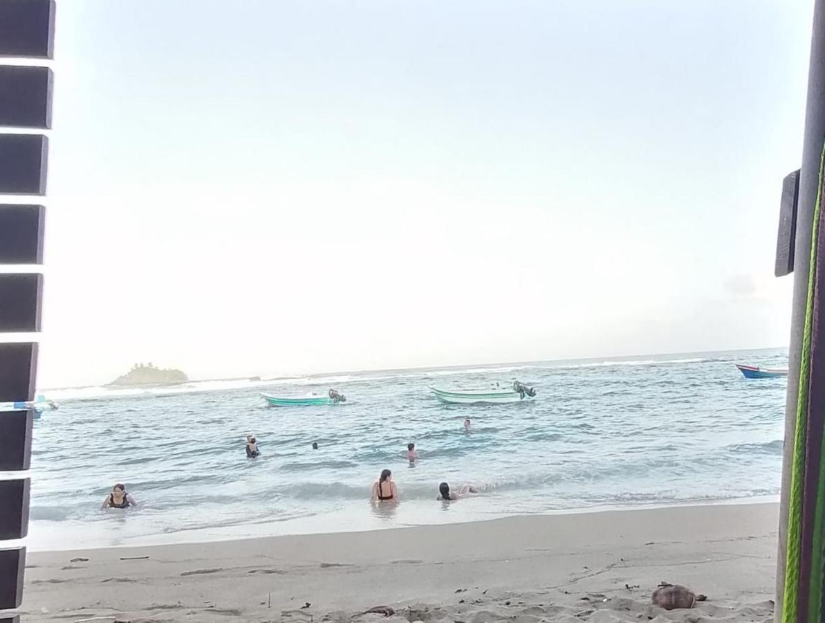 Hospedaje Pirata Express Capurgana Bagian luar foto