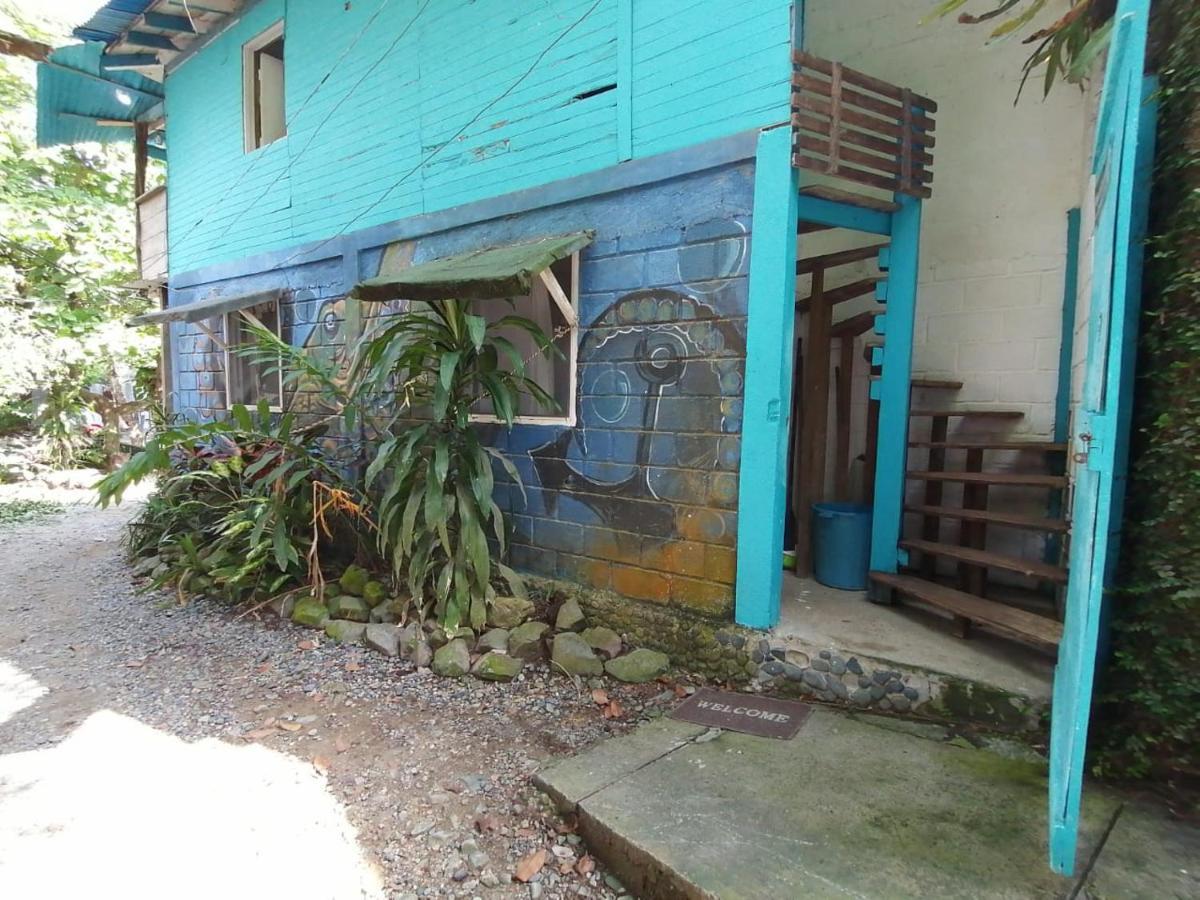 Hospedaje Pirata Express Capurgana Bagian luar foto